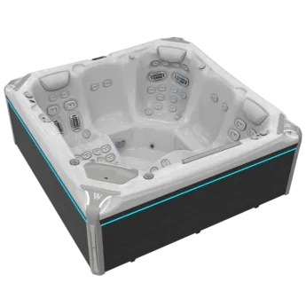 Everest Life - Wellis hot tub